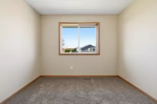 992 Farmers Rdg Trl, Belle Plaine, MN 56011 - Photo 17