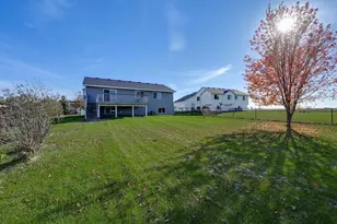 992 Farmers Rdg Trl, Belle Plaine, MN 56011 - Photo 31