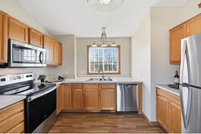 992 Farmers Ridge Trail, Belle Plaine, MN 56011 - Photo 11