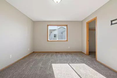 992 Farmers Ridge Trail, Belle Plaine, MN 56011 - Photo 13
