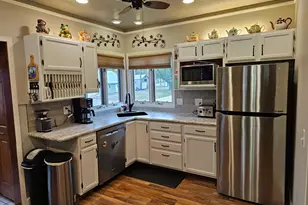 600 S Birch St, Lamberton, MN 56152 - Photo 7