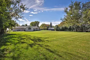 2100 16th Ave SW, Austin, MN 55912 - Photo 9
