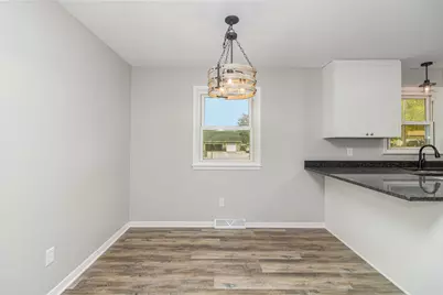 1448 Glynview Trail, Faribault, MN 55021 - Photo 7