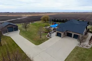 575 111th St, Pipestone, MN 56164 - Photo 105