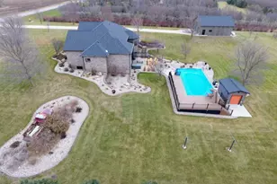 575 111th St, Pipestone, MN 56164 - Photo 109