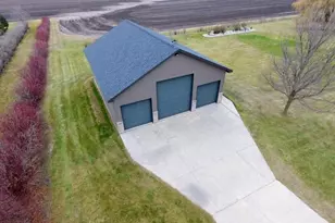 575 111th St, Pipestone, MN 56164 - Photo 99