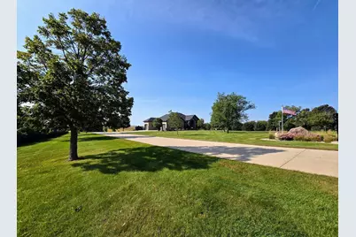 575 111th Street, Pipestone, MN 56164 - Photo 5