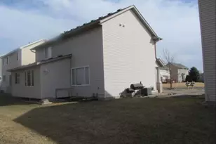 1624 Philipp Way, Shakopee, MN 55379 - Photo 15