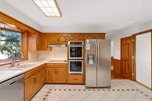 4715 Pilgrim Ln N, Plymouth, MN 55442 - Photo 19