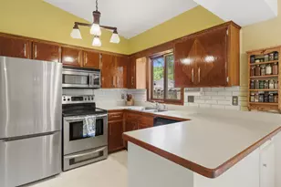 10655 Beard Ave S, Bloomington, MN 55431 - Photo 7