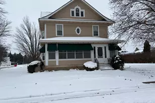 200 1st Ave NW, Pine Island, MN 55963 - Photo 1