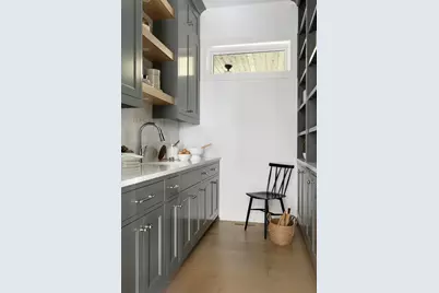 260 Eastwood Court, Chanhassen, MN 55317 - Photo 33