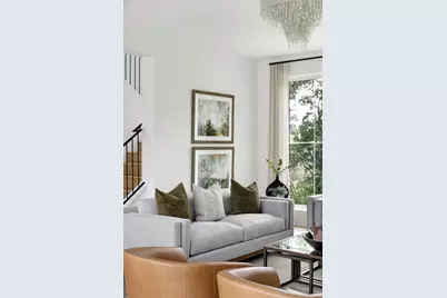 260 Eastwood Court, Chanhassen, MN 55317 - Photo 17