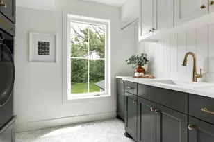 260 Eastwood Ct, Chanhassen, MN 55317 - Photo 75