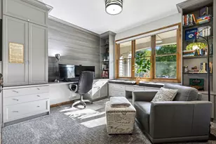 10758 Watersedge Ln, Woodbury, MN 55129 - Photo 37