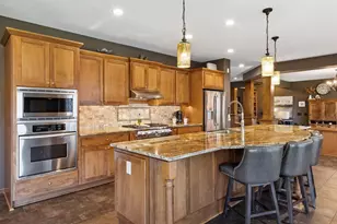 10758 Watersedge Ln, Woodbury, MN 55129 - Photo 21