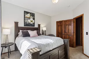 10758 Watersedge Ln, Woodbury, MN 55129 - Photo 51