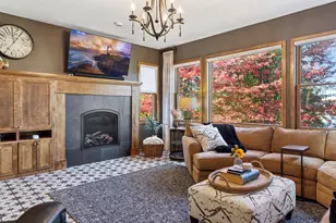 10758 Watersedge Ln, Woodbury, MN 55129 - Photo 17