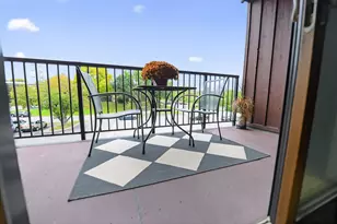 2700 Oxford St N, Roseville, MN 55113 - Photo 11