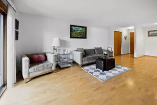 2700 Oxford St N, Roseville, MN 55113 - Photo 11