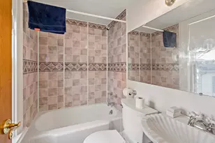 702 4th St E, Saint Paul, MN 55106 - Photo 11