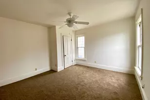 702 4th St E, Saint Paul, MN 55106 - Photo 17