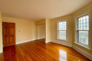 702 4th St E, Saint Paul, MN 55106 - Photo 15