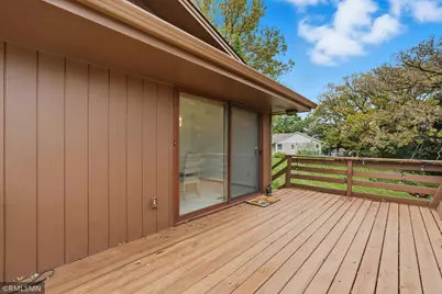 944 Pine View Court, Saint Paul, MN 55119 - Photo 25