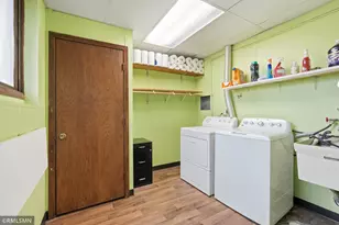 944 Pine View Ct, Saint Paul, MN 55119 - Photo 23