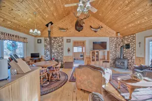 2446 NE Grade Rd, Fairbanks, MN 55602 - Photo 7