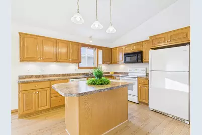 25540 Forest Boulevard Lane, Wyoming, MN 55092 - Photo 5