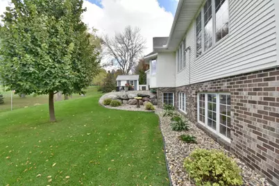 712 23rd Street SE, Willmar, MN 56201 - Photo 7