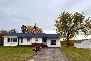 123 2nd St SE, Sebeka, MN 56477 - Photo 1