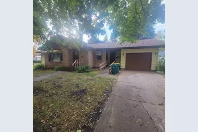 601 Maple Street, Breckenridge, MN 56520 - Photo 1