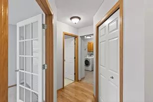 2099 Albemarle Ct N, Roseville, MN 55113 - Photo 19