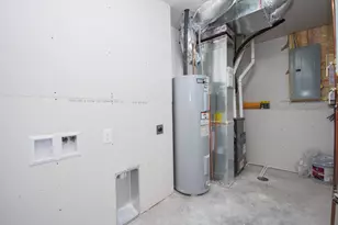 2408 38th Ave S, Moorhead, MN 56560 - Photo 43