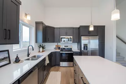 2408 38 Avenue S, Moorhead, MN 56560 - Photo 17