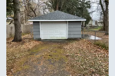 204 3rd Street SE, Hinckley, MN 55037 - Photo 3