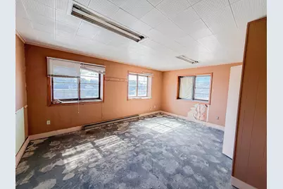 906 W Lincoln Avenue, Olivia, MN 56277 - Photo 49