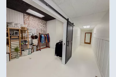 906 W Lincoln Avenue, Olivia, MN 56277 - Photo 15