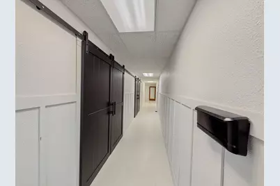 906 W Lincoln Avenue, Olivia, MN 56277 - Photo 5