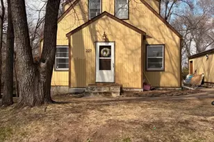 227 Dale St E, South Saint Paul, MN 55075 - Photo 1