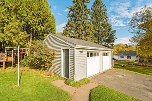 2402 Piedmont Ave, Duluth, MN 55811 - Photo 35