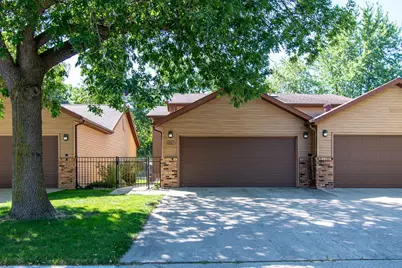 3208 16th Avenue S, Fargo,  58103 - Photo 1