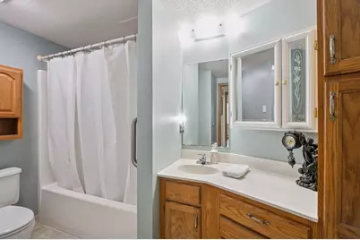 2601 Kenzie Terrace #402, Saint Anthony, MN 55418 - Photo 13