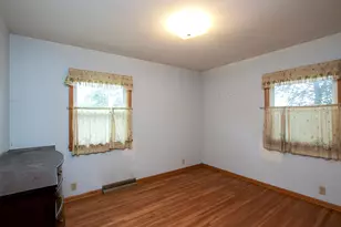 555 N High Dr NE, Hutchinson, MN 55350 - Photo 11