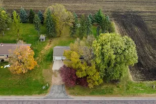 555 N High Dr NE, Hutchinson, MN 55350 - Photo 13