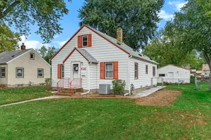 816 Holley Ave, Saint Paul Park, MN 55071 - Photo 1