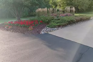 696 Buttercup Ct, Hudson, WI 54016 - Photo 41