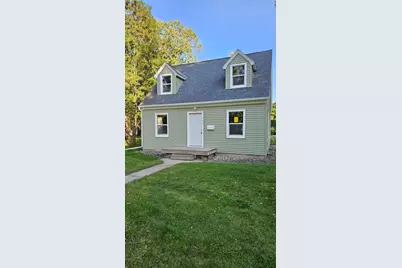 313 11th Street S, Benson, MN 56215 - Photo 1